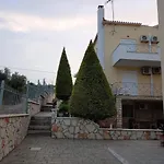 Christine - Maisonettes With Fireplace Alivérion