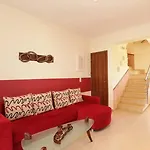 Christine - Maisonettes With Fireplace *