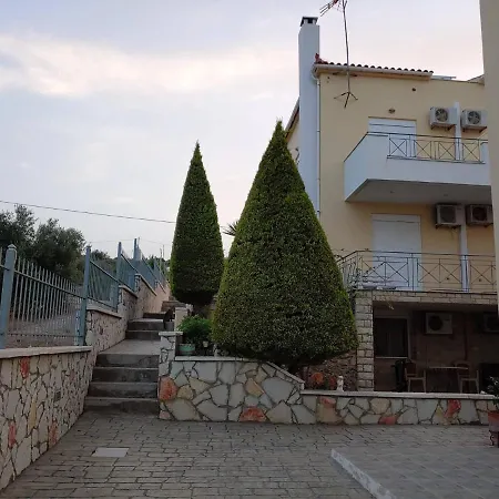 Christine - Maisonettes With Fireplace Αλιβέρι