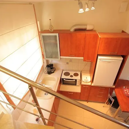 Christine - Maisonettes With Fireplace Apartment *