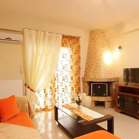 Christine - Maisonettes With Fireplace Appartement Aliveri