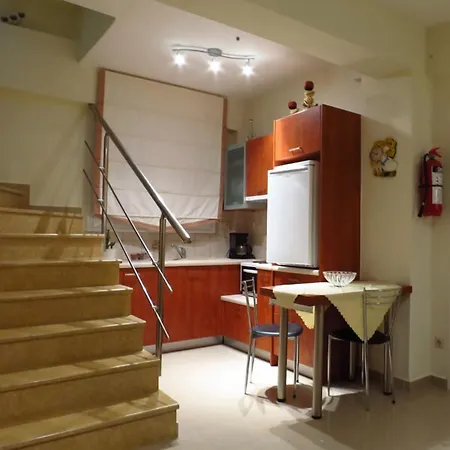 Christine - Maisonettes With Fireplace Apartment