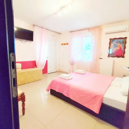 Apartment Christine Aliveri