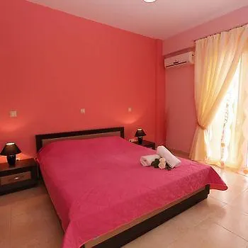 Christine - Maisonettes With Fireplace Apartamento