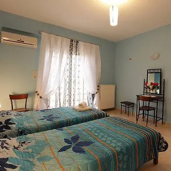 Christine - Maisonettes With Fireplace